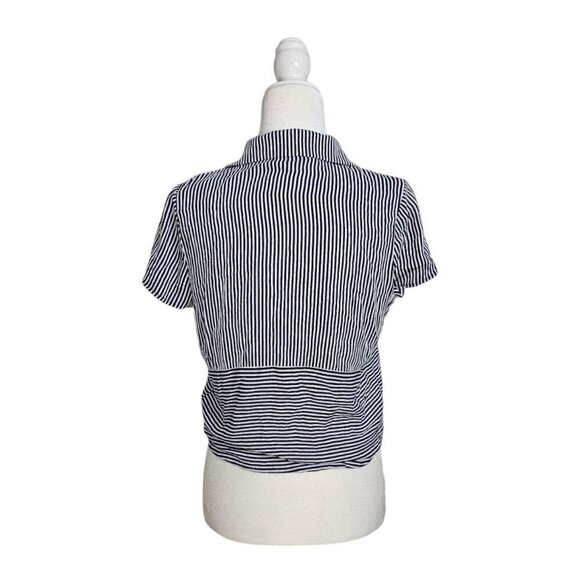 NLT costal blue & white stripes front tie button down top wears like a S - Picture 4 of 6